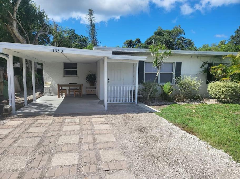 Entire By Siesta Key/closed To Downtown Hébergement de vacances
